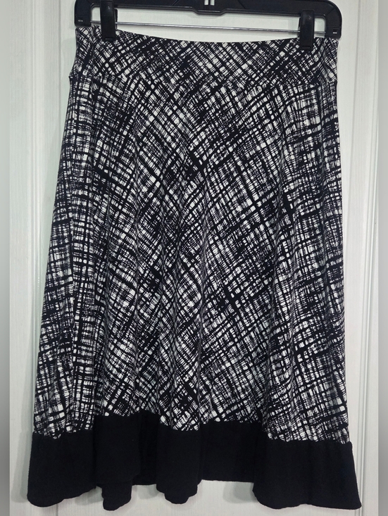 Ann Taylor Dresses & Skirts - Ann Taylor Black and White Crosshatch A-Line Skirt